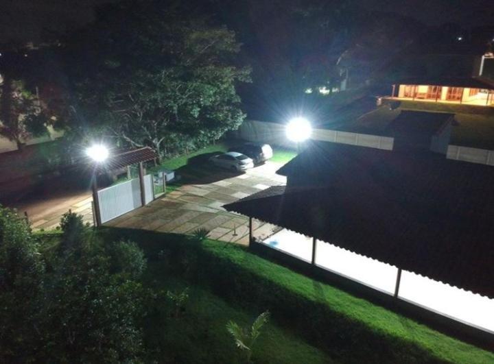 Casa Proxima A Escarpas Do Lago Capitólio Esterno foto